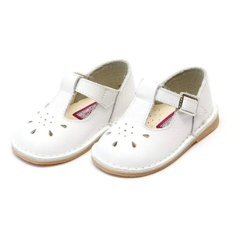 L'Amour Joy Classic Leather Stitch Down T-Strap Mary Jane Shoes